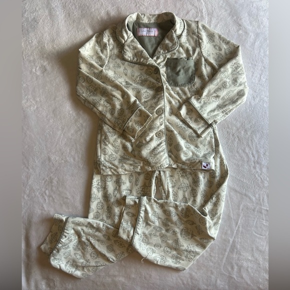 SweetHoney Cream and Olive Kids Christmas Pajama Set - Picture 5 of 9